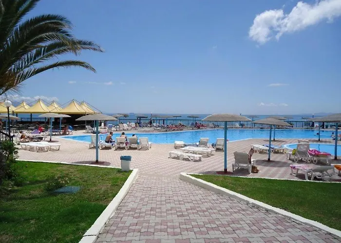 Cavos Horizon Hotel