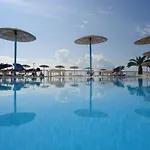 Cavos Horizon Hotel 3*