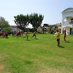 Hotel Cavos Horizon 3*