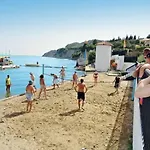 Cavos Horizon Hotel 3*