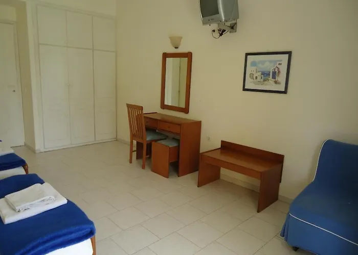 Hotel Cavos Horizon 3*