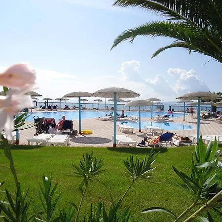 Hotel Cavos Horizon