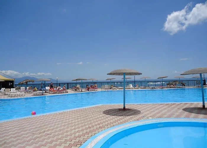Cavos Horizon 3* Kavos