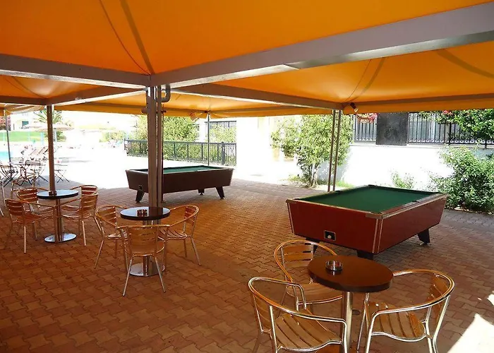 Cavos Horizon Hotel